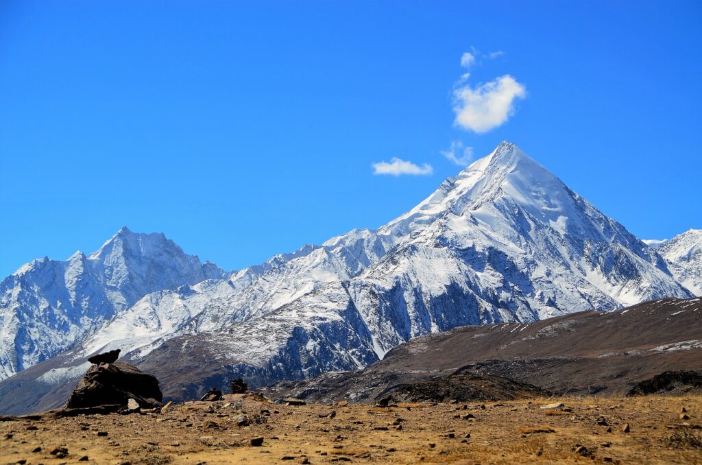 mountains, himalayas, landscape-2805135.jpg